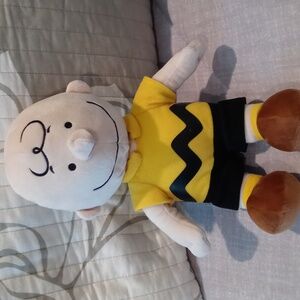 14" Peanuts Charlie Brown Plush Stuffed Doll Yellow Black Shirt